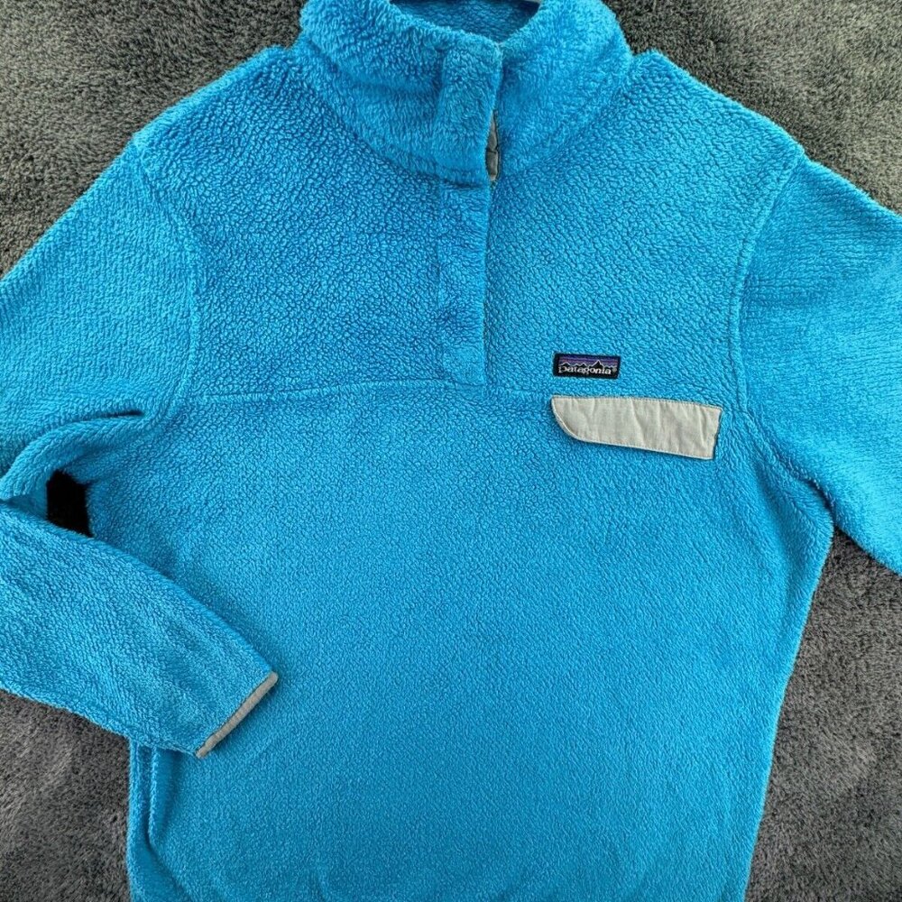 Patagonia Vibrant Blue Teddy Jacket beautiful fleece jacket